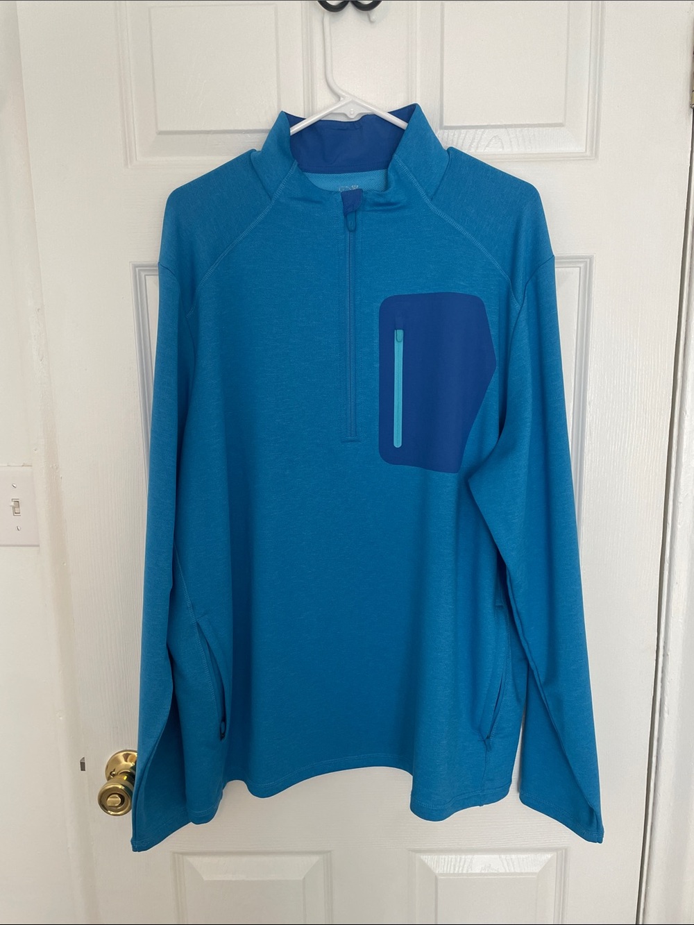 Vineyard Vines Men's Quarter-Zip Pullover - Bright Teal with Navy Chest Pocket